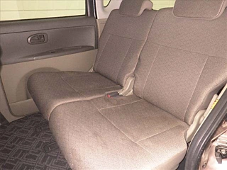DAIHATSU TANTO 2011