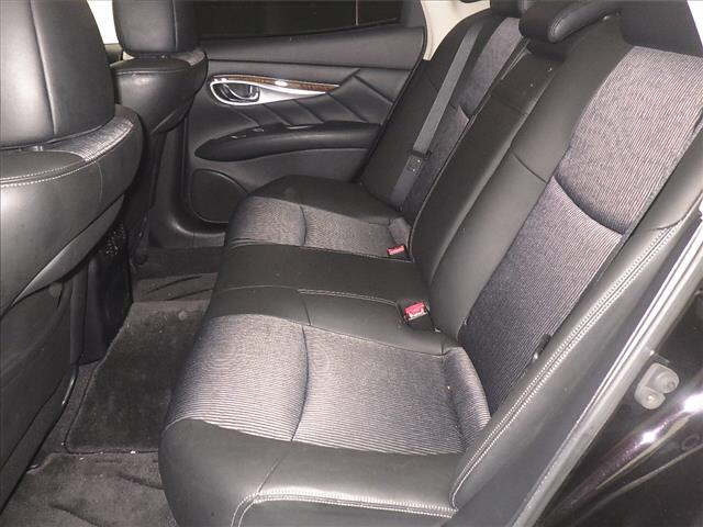 NISSAN FUGA 2009