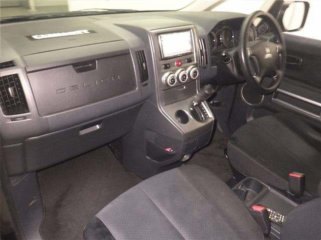 MITSUBISHI DELICA D5 2010
