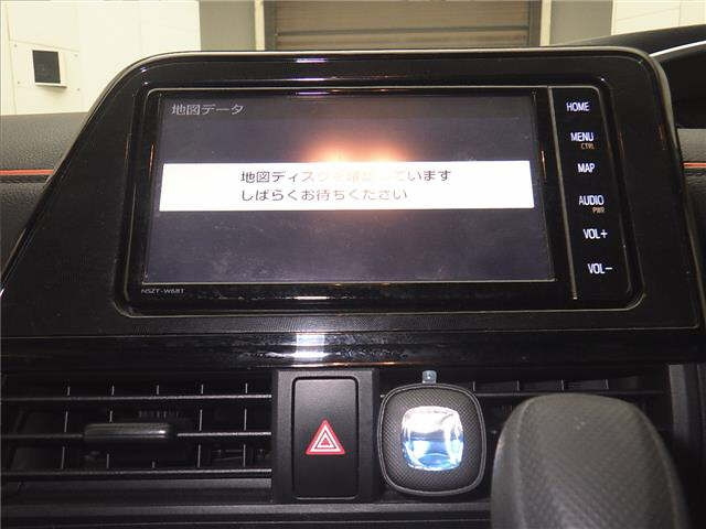 TOYOTA SIENTA 2019