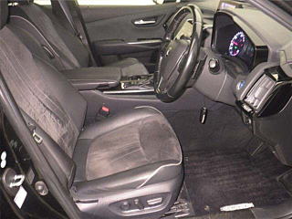 TOYOTA CROWN 2018