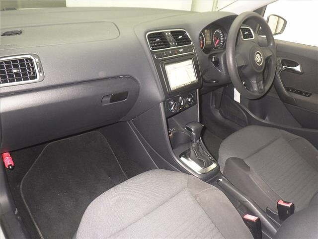 VOLKSWAGEN POLO 2010
