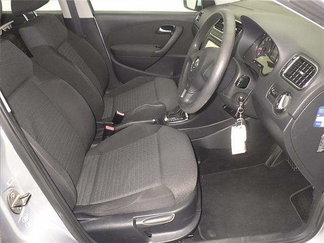 VOLKSWAGEN POLO 2010