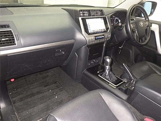 TOYOTA LAND CRUISER PRADO 2020