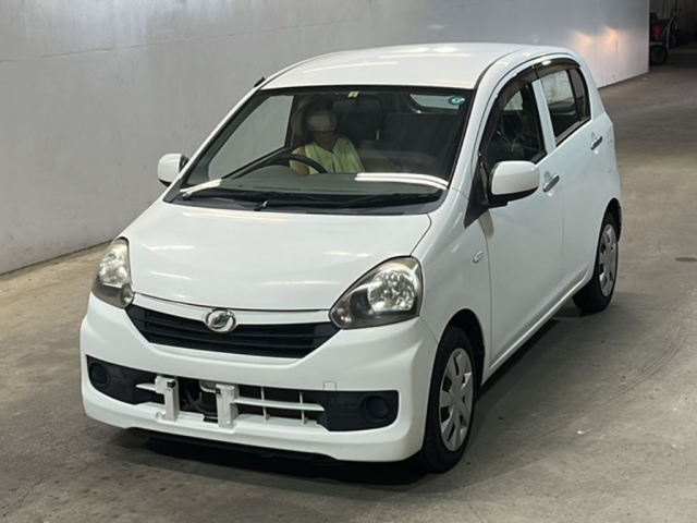 DAIHATSU MIRA E S 2014