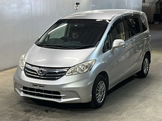 HONDA FREED 2013