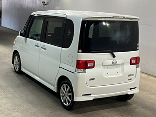 DAIHATSU TANTO 2012