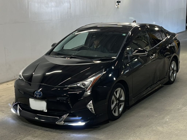 TOYOTA PRIUS 2017