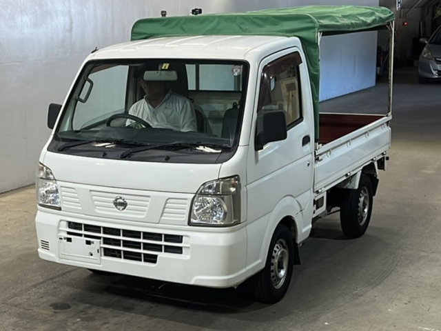 NISSAN CLIPPER TRUCK 2017
