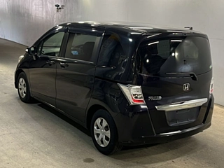 HONDA FREED 2012
