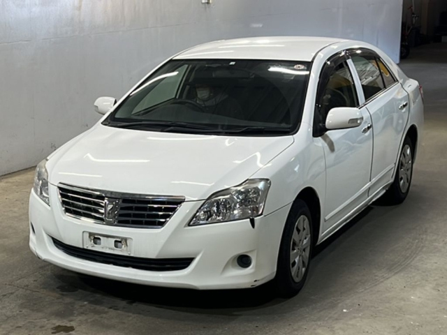 TOYOTA PREMIO 2012