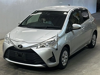 TOYOTA VITZ 2017