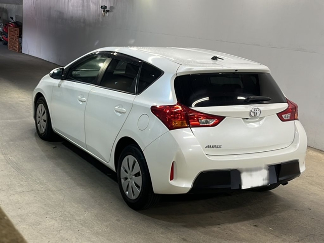 TOYOTA AURIS 2013