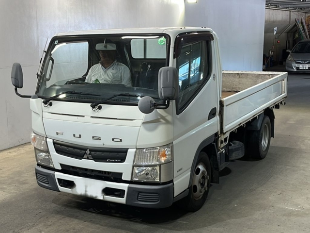 MITSUBISHI CANTER 2015