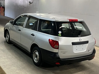 NISSAN AD 2020