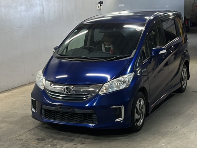 HONDA FREED 2015