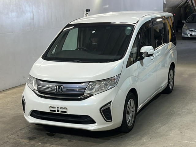 HONDA STEP WAGON 2016