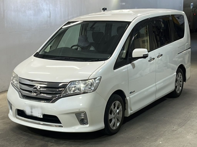 NISSAN SERENA 2013