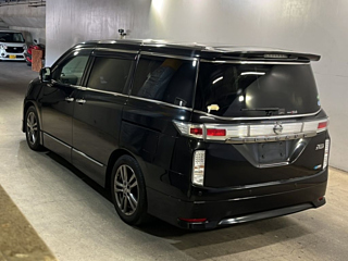 NISSAN ELGRAND 2013