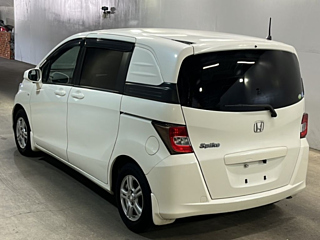 HONDA FREED 2010