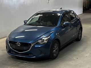 MAZDA DEMIO 2017