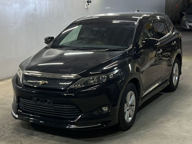 TOYOTA HARRIER 2014
