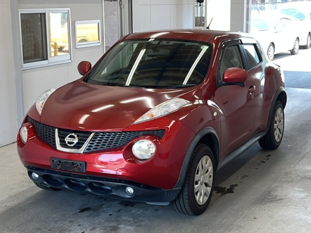 NISSAN JUKE 2012