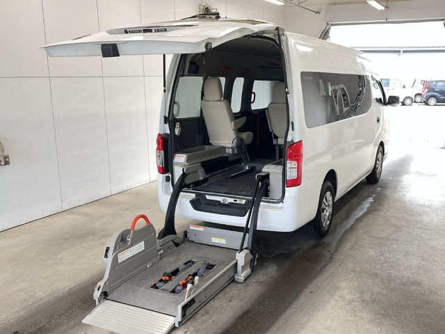 NISSAN CARAVAN VAN 2014