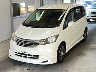 HONDA FREED 2010