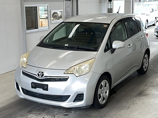 TOYOTA RACTIS 2012