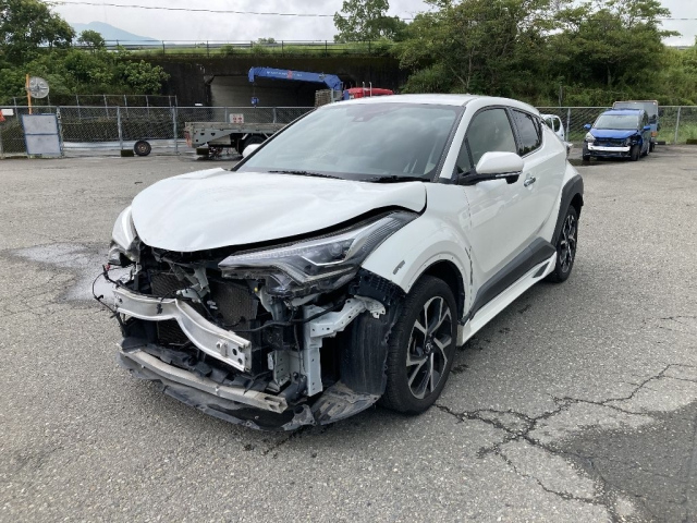 TOYOTA C-HR 2018