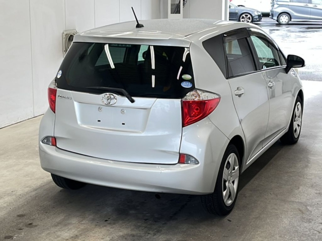 TOYOTA RACTIS 2012