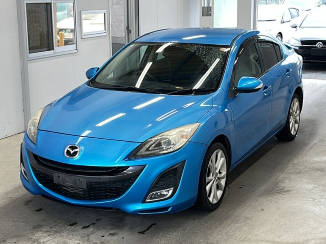 MAZDA AXELA 2010
