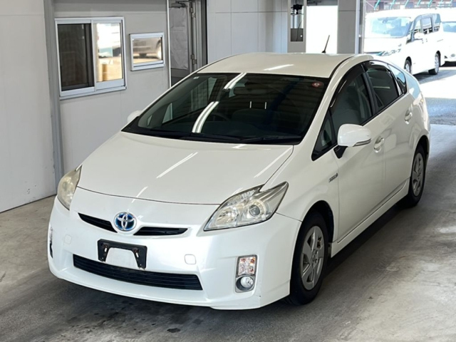 TOYOTA PRIUS 2010