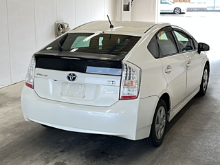 TOYOTA PRIUS 2010