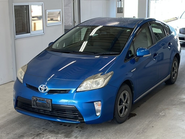 TOYOTA PRIUS 2014