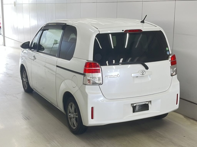 TOYOTA SPADE 2014