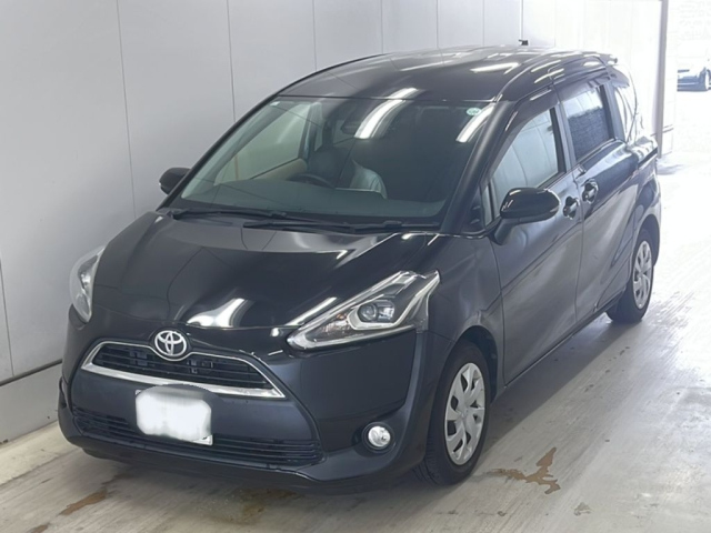 TOYOTA SIENTA 2015