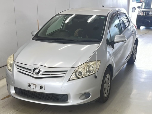 TOYOTA AURIS 2009