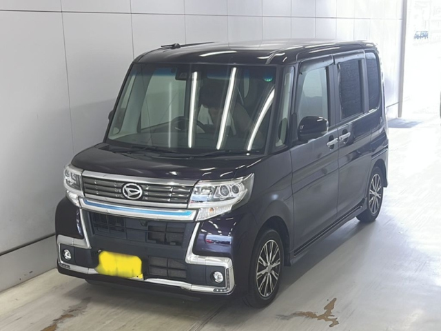 DAIHATSU TANTO 2018