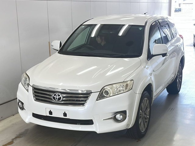 TOYOTA VANGUARD 2013