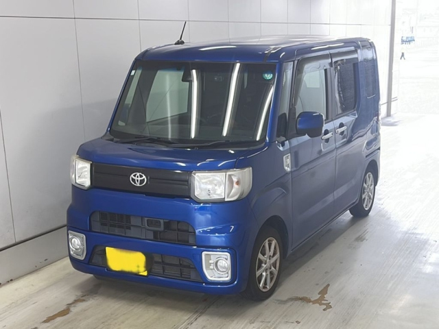 TOYOTA PIXIS MEGA 2017