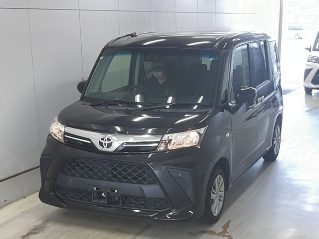 TOYOTA ROOMY 2022