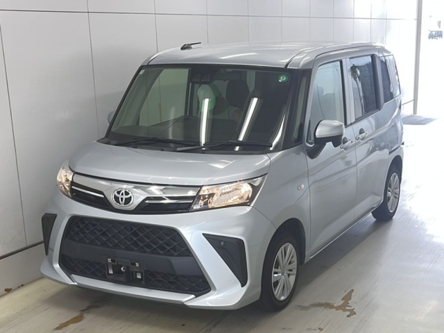 TOYOTA ROOMY 2022