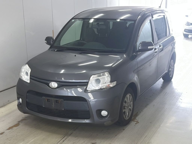 TOYOTA SIENTA 2012