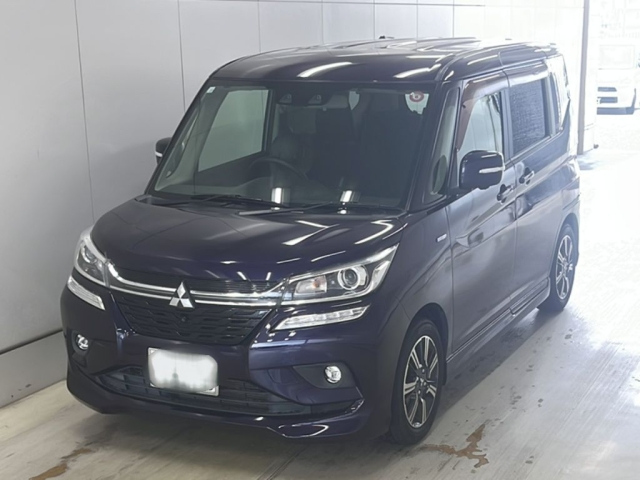 MITSUBISHI DELICA D2 2018