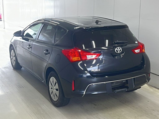 TOYOTA AURIS 2012