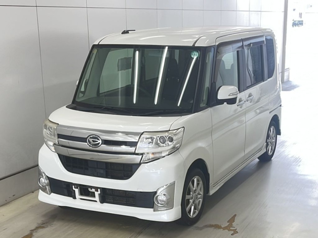 DAIHATSU TANTO 2014