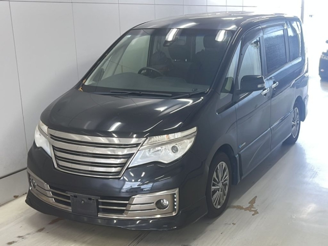NISSAN SERENA 2015