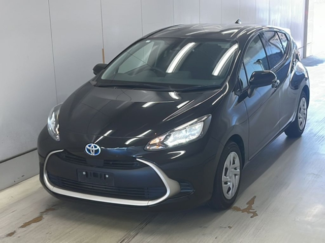 TOYOTA AQUA 2023